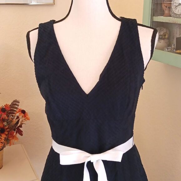 Banana Republic Textured Fit and Flare Dress - Picture 3 of 12